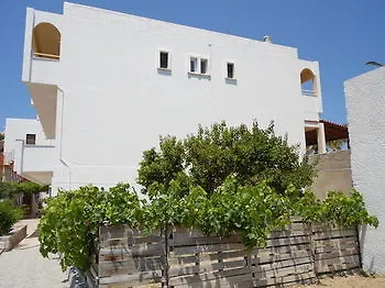 Anthoula 2* Κέφαλος