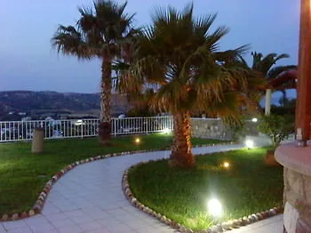 Anthoula 2*
